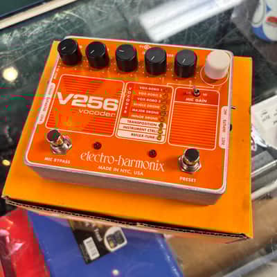 Electro-Harmonix V256 Vocoder Pedal | Reverb