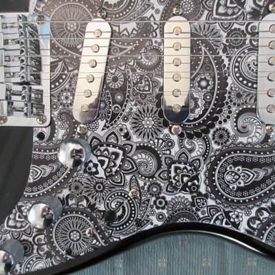 ~Cashified~ Fender Squier StratoCaster image 3