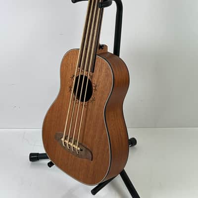 Ortega Guitars LIZZY-BSFL-GB Lizard Fretless Mahogany Wood Uke Bass