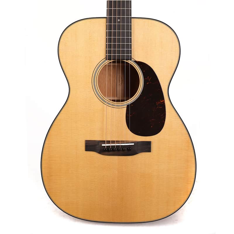 Martin Standard Series 00-18 Acoustic Guitar Natural image 1