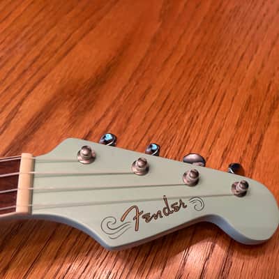 Fender California Coast Series Avalon Tenor Ukulele 2022 - Present - Surf Green image 5