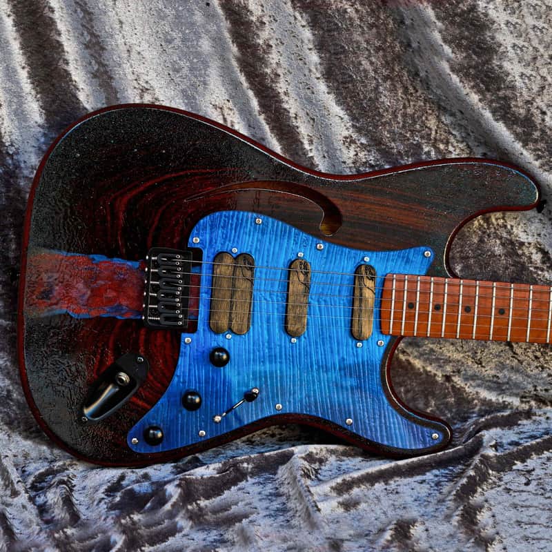 GB Liuteria Traditional Strato semi hollow rosewood and blue resin image 1