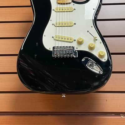 Squier Standard Stratocaster with Maple Fretboard in Black 1993 Made in Mexico image 2