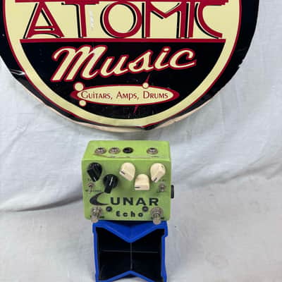 DMB Pedals Lunar Echo Delay Pedal image 1