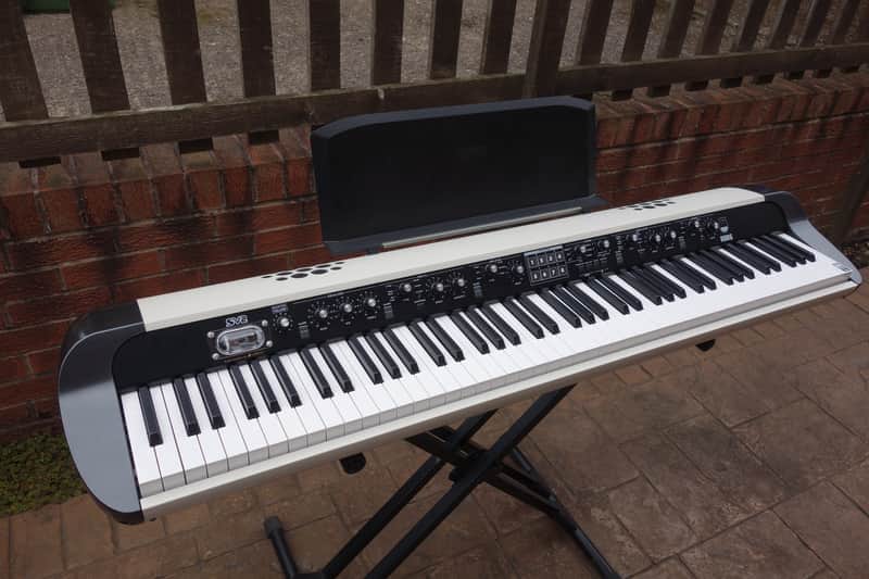 Korg SV2-88S + on board sound system 2018 - Cream with Korg stand image 1