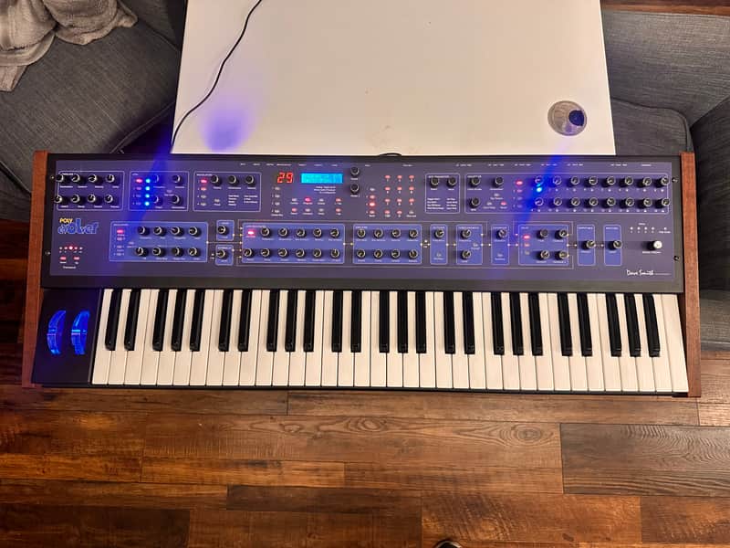 Dave Smith Instruments Poly Evolver 61-Key 4-Voice Polyphonic Synthesizer