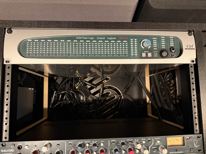 Solid State Logic Sigma Delta 32-Channel Rackmount Mixer 2020 - 2021 - Silver