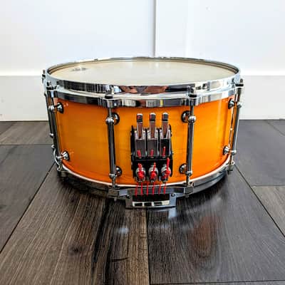 Pearl Masters Series Symphonic Custom Snare Drum 14" x 6.5" Made in Taiwan 10 Lug Dennis Chambers Style Throw Off image 3
