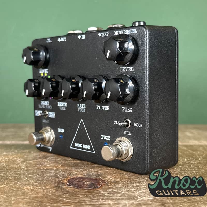 Keeley Dark Side Workstation V2 with Effect Order Switch 2016 - Present - Black image 1