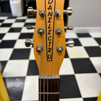 Danelectro 56-U3 1999-2003 Reissue - Aqua Sparkle image 8
