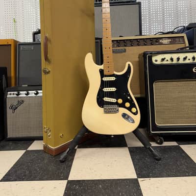 Fender Jimmie Vaughan Tex-Mex Signature Stratocaster 1996 - Present - Olympic White image 4