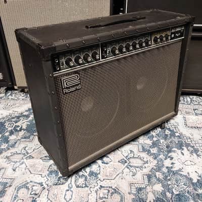 Roland JC-120 Jazz Chorus 2-Channel 120-Watt 2x12" Guitar Combo image 5