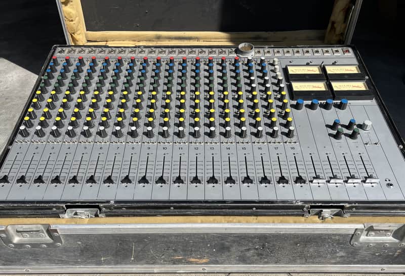 Immagine Macinnes 18/4 Vintage Mixing Console Made in England - 1