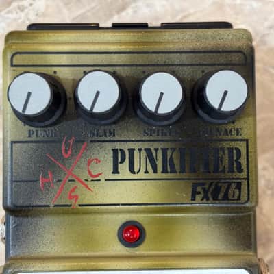 DOD Punkifier FX76 [NOS - New Old Stock, Complete with Box, Manual, Stickers etc] 1995 - 1997 Yellow & Black Matte Airbrush Finish image 8