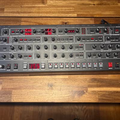 Sequential Prophet-6 Desktop 6-Voice Polyphonic Synthesizer 2018 - 2020 - Black with Wood Sides image 3