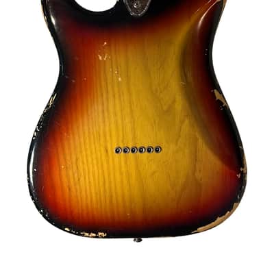 Fender Stratocaster Hardtail with 3-Bolt Neck, Maple Fretboard - 1977 - Sunburst image 4