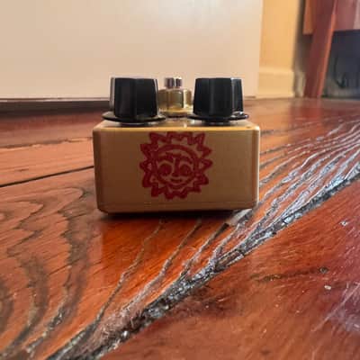 Analogman Sun Face Low Gain Germanium Fuzz 2023 - Present - Gold image 3