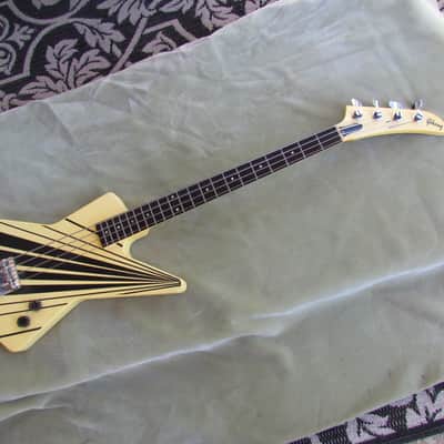 1986 Gibson Explorer Shadow Bass image 2
