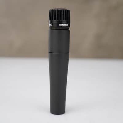 Shure SM57 Dynamic Microphone w/ Mogami Cable & Box #58787 image 5