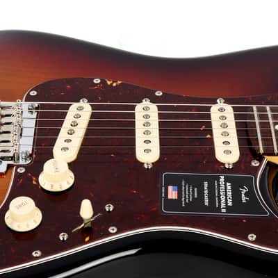 Used Fender American Professional II Stratocaster Rosewood - 3-Color Sunburst image 7