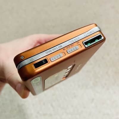 [RARE] SONY EX808 Walkman Cassette Player ! Excellent Orange ! Working ! image 8