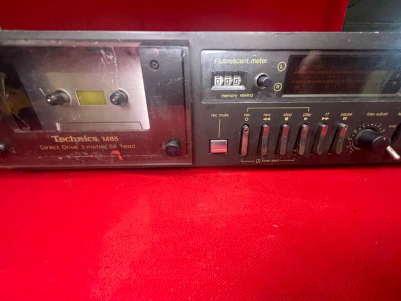 Technics M65 for parts or repair image 1