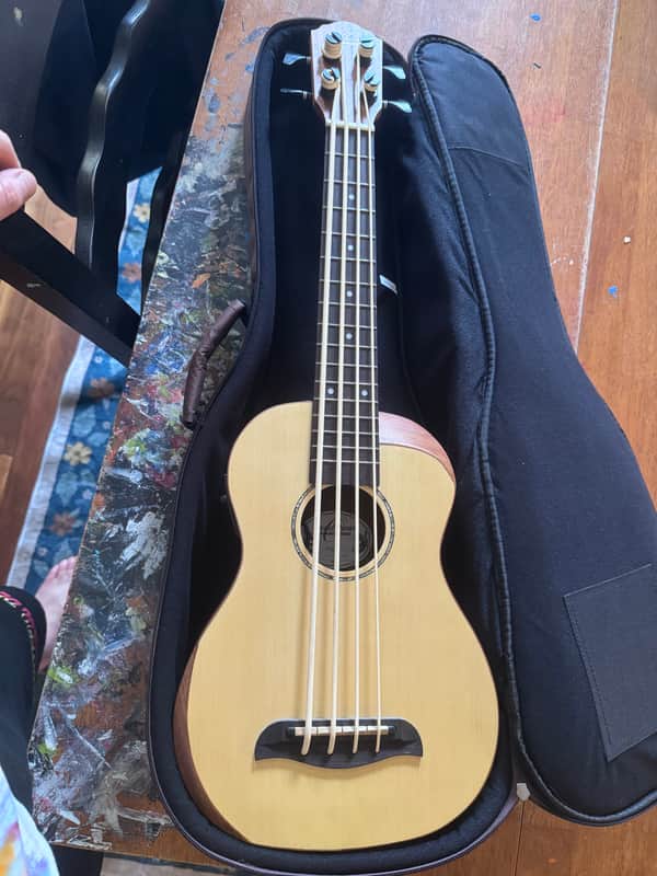 Oscar Schmidt OUB500K Comfort Series Bass Ukulele with Electronics 2010s - Natural image 1