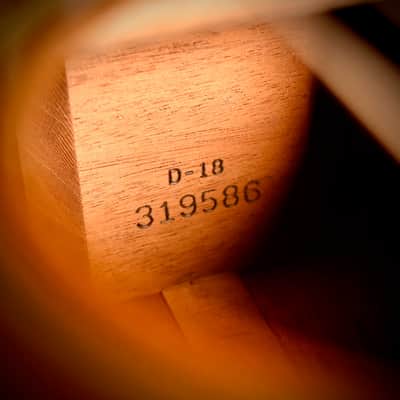 Martin D-18 Natural 1973 image 8