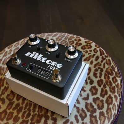Silktone Fuzz+ 2024 - Present - Black image 3