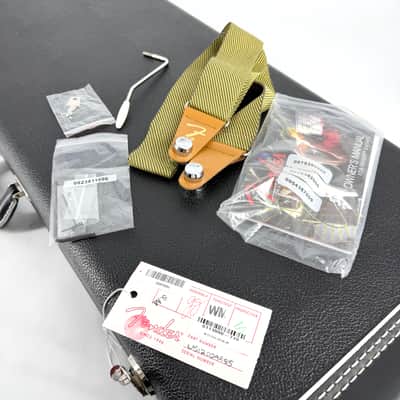 2012 Fender American Standard Stratocaster – Jade Pearl Metallic image 14