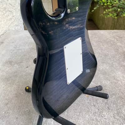 Japan built Fender "Squier Series" Floyd Rose Standard Stratocaster with Rosewood Fretboard 1992 - 1996 - Blue Foto Flame image 22