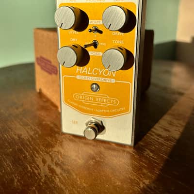 Origin Effects Halcyon Gold Overdrive 2023 - Present - Silver / Gold image 1