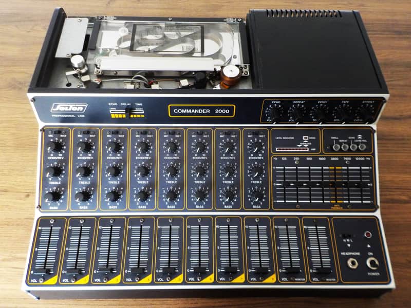 Solton Commander 2000 Evans-Echo power mixer image 1