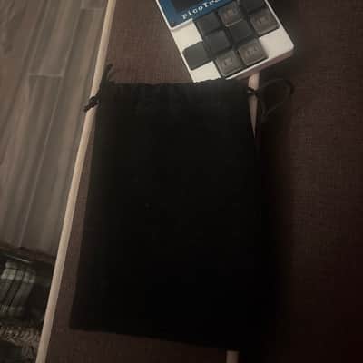 Xiphonics PicoTracker v2 - Blue, White, and Black imagen 2