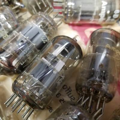 Amperex ONE (1) 6DJ8 AT1000 TESTED Vacuum Tube Heerlen Small Halo Getter GA7 GAA GAC Bugle Boy T4bb ECC88 dual triode 1962-1968 image 4