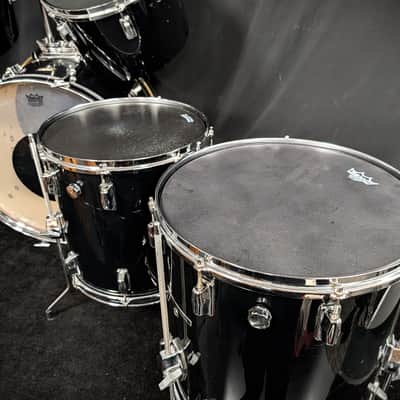 Pearl 5-Piece Fiberglass/Fiberglass & Wood Shell Pack image 18
