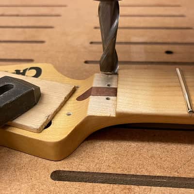 Charvel San Dimas 2010 - Jescar EVO Gold Frets - MIJ image 9