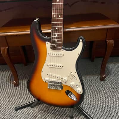 2008 Fender MIDI Roland Ready Stratocaster Sunburst image 1
