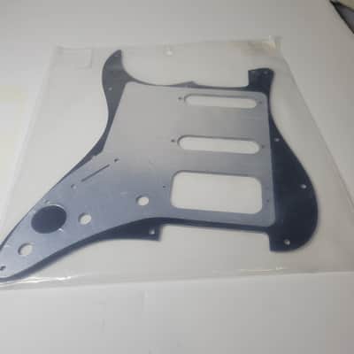 Fender 005-5267-000 American Deluxe Stratocaster HSS 11-Hole Pickguard 3-Ply 2010s - Black image 6