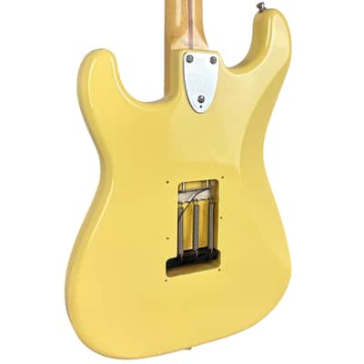 Fender Japan 72 Reissue Stratocaster ST72-86DSC 2006-2008 - Vintage White image 6