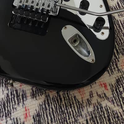 Fender Stratocaster ST-110 FIM iron maiden 2001-2002 - Black MIJ image 5