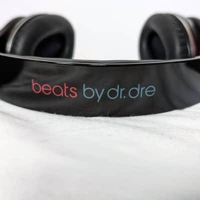 Monster Beats by Dr. Dre Studio High-Definition Isolation Headphones image 16