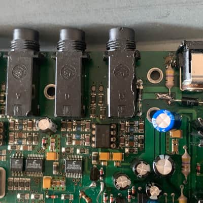 As Is For Parts / Repair Waldorf Microwave XT Rackmount Wavetable Synthesizer 1998 - Orange image 19