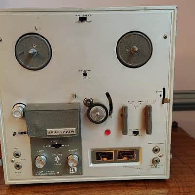 Akai 1710W tube reel to reel in very good condition, serviced - 1970's image 1