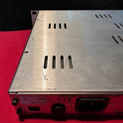 API 2500 Stereo Bus Compressor 2000 - 2019 - Black image 5
