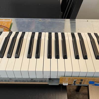 Korg Triton Extreme 88 - KEYBED Replacement image 6