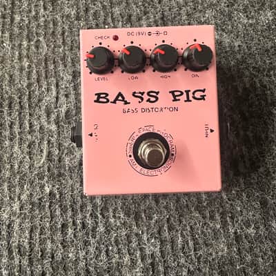 AMT Electronics Bass Pig Bass Distortion image 1