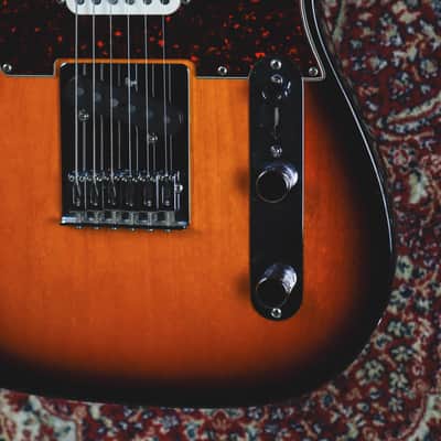 Fender Deluxe Nashville Telecaster - Brown Sunburst image 10