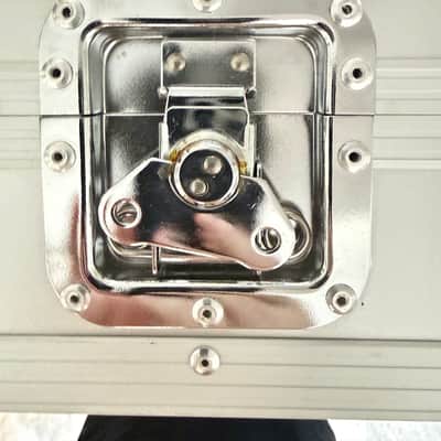 AS NEW Warwick - Buzzard / Stryker - Professional Line - Electric Bass Flight Case (RockCase) 2020's - Aluminum / SIlver image 21