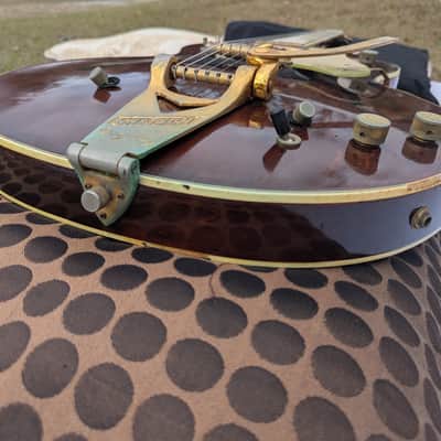 Gretsch 6122 Chet Atkins Country Gentleman 1964 - 1970 - Walnut Brown image 9